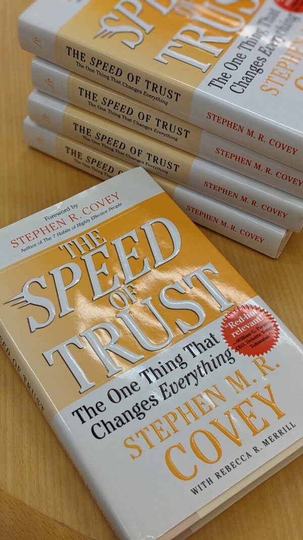 The Speed of Trust - Stephen Covey & Rebecca R. Merill (Hardcover) - Image 4